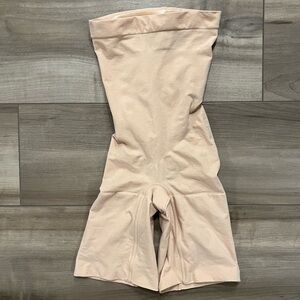 Spanx High-waisted Shorts Small